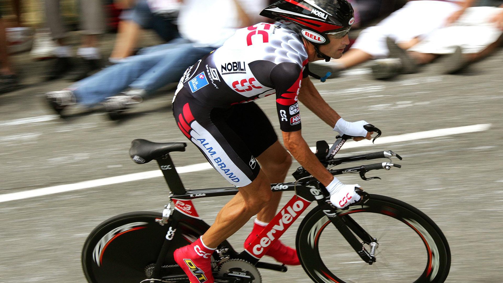 kaiyun.com-体育赛事与电竞跨界合作，引发年轻群体关注，体育项目电竞